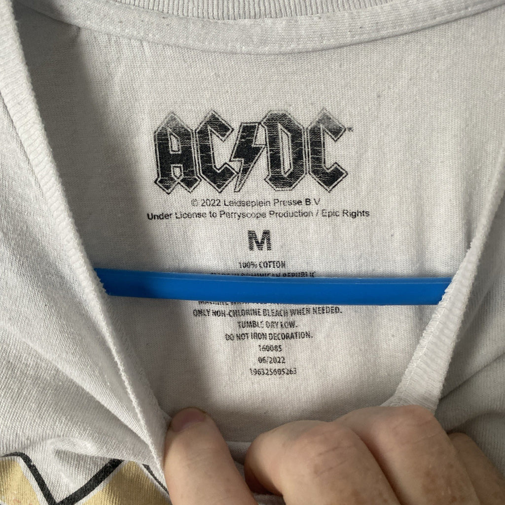 ACDC T-Shirt White Blow Up Your Video Guitar Graphic Crew Neck Size Medium 