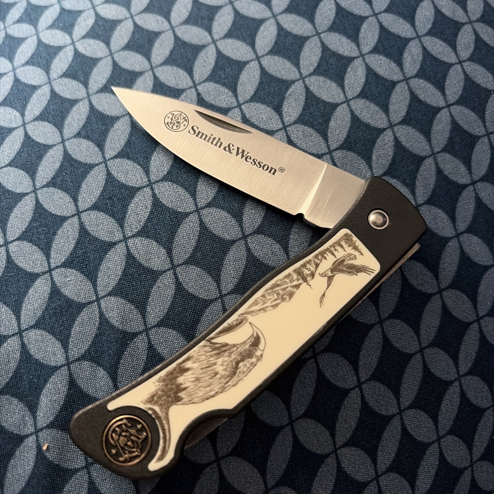 Vintage S&W Smith & Wesson BALD EAGLE Scrimshaw Knife Layden Essex
