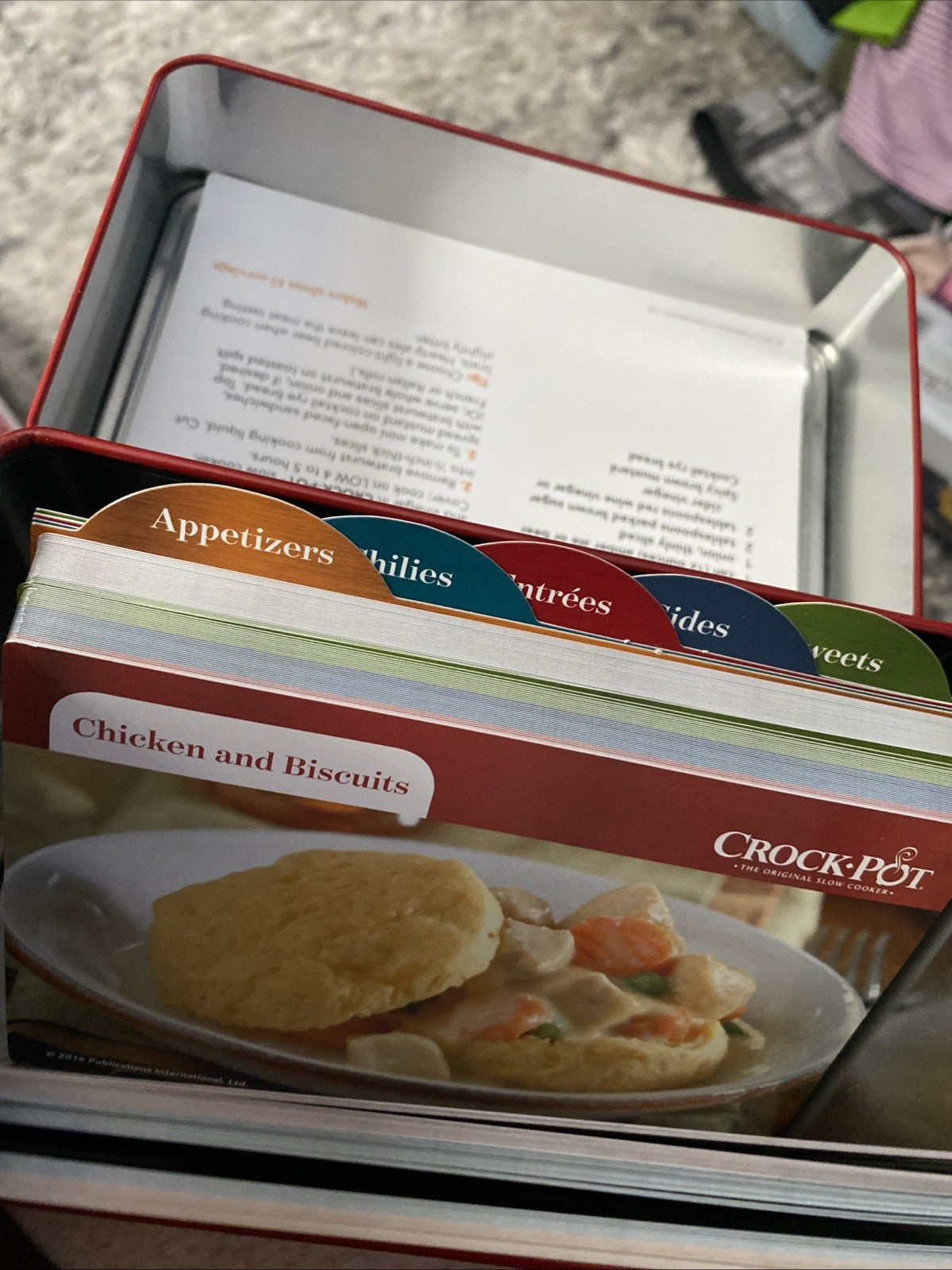 Crock-Pot Recipe Card Collection Tin, * Light Tarnish On Bottom Rim 6.5"x5"*Read