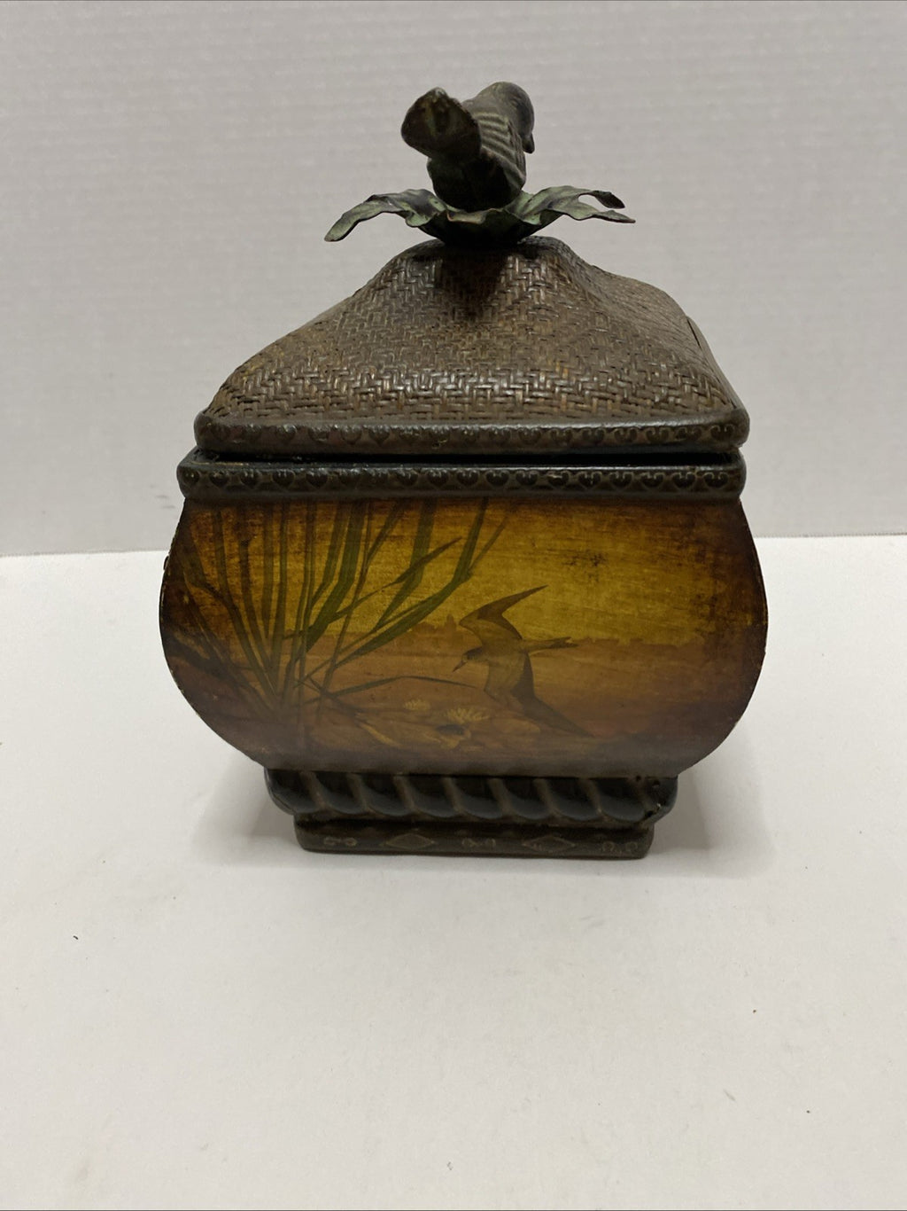 Decorative Asian Style Container W/ Lid, Bird Design Theme Metal Bird Perched