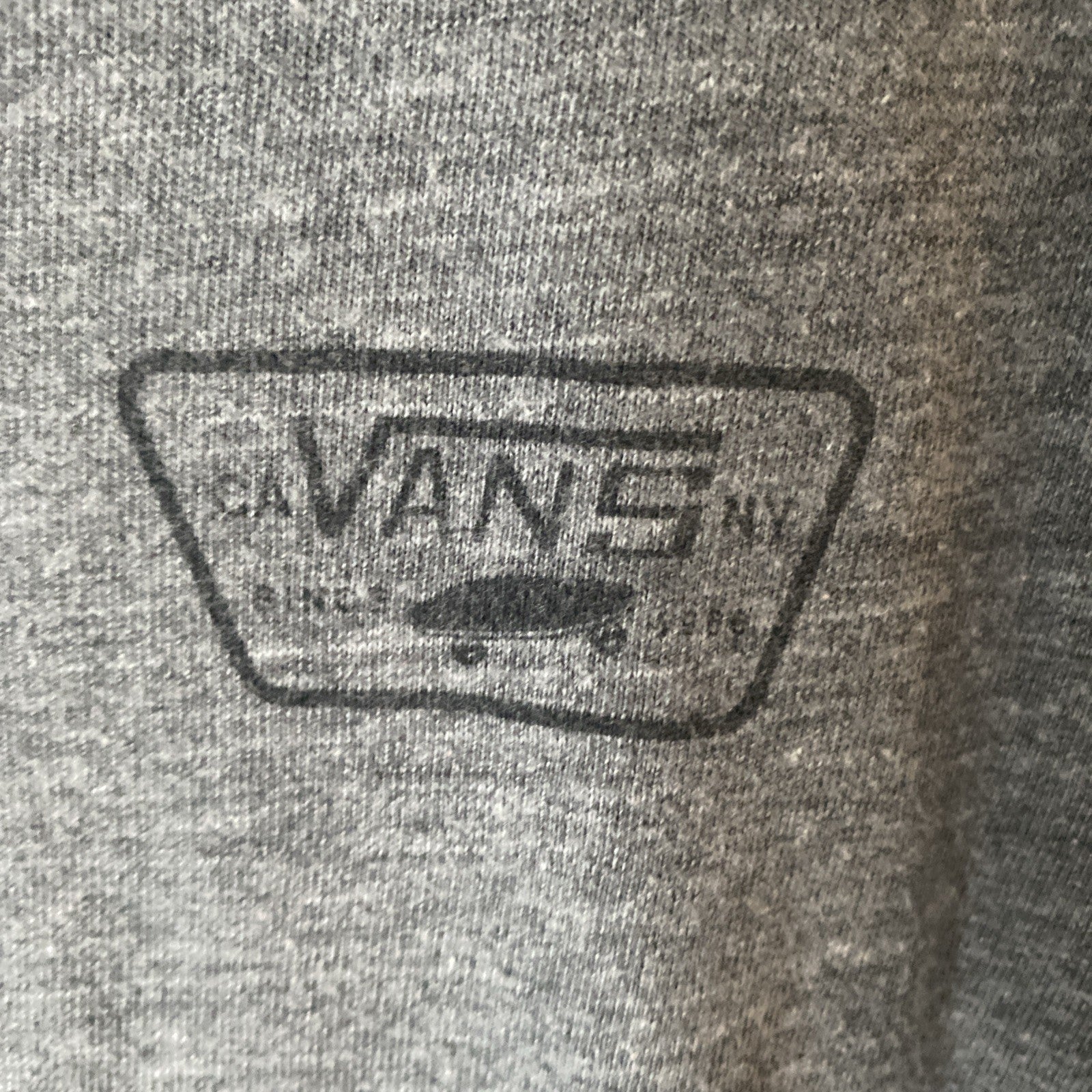 Vans Off The Wall Men’s Long Sleeve Gray  Pullover Logo Shirt Large