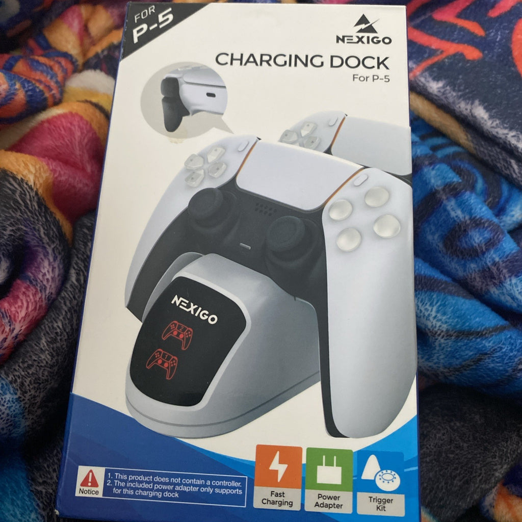 PS5 Charging Dock, Dual Charing Station with AC adapter and Trigger kit. NEW
