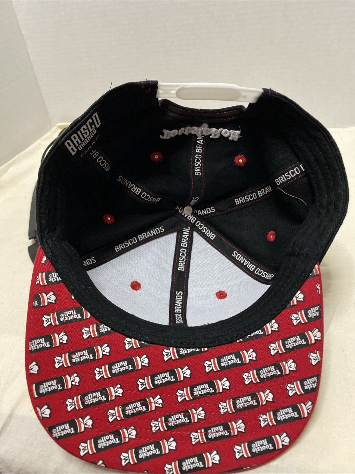 Tootsie Roll Hat Snap Back Brisco Brands 2023 Black/Red Brim Owl How Many Licks