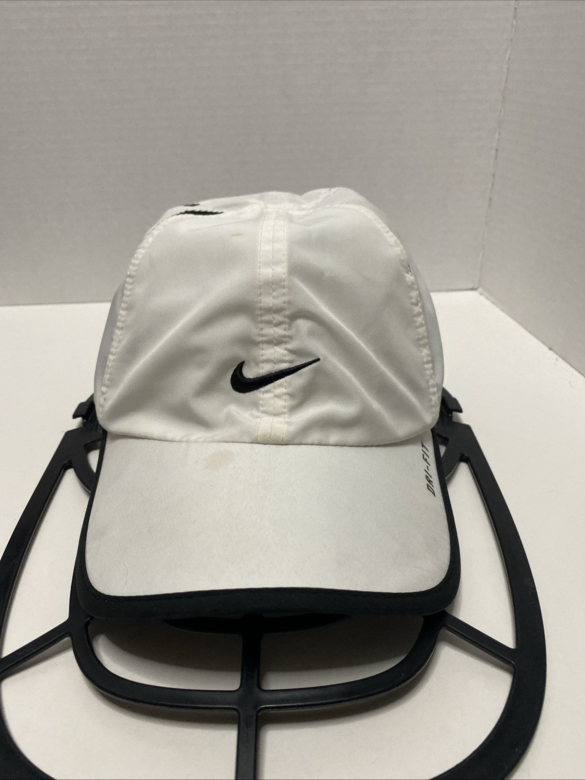 NIKE Golf  FEATHERWEIGHT DRI-FIT Running Baseball Hat Cap