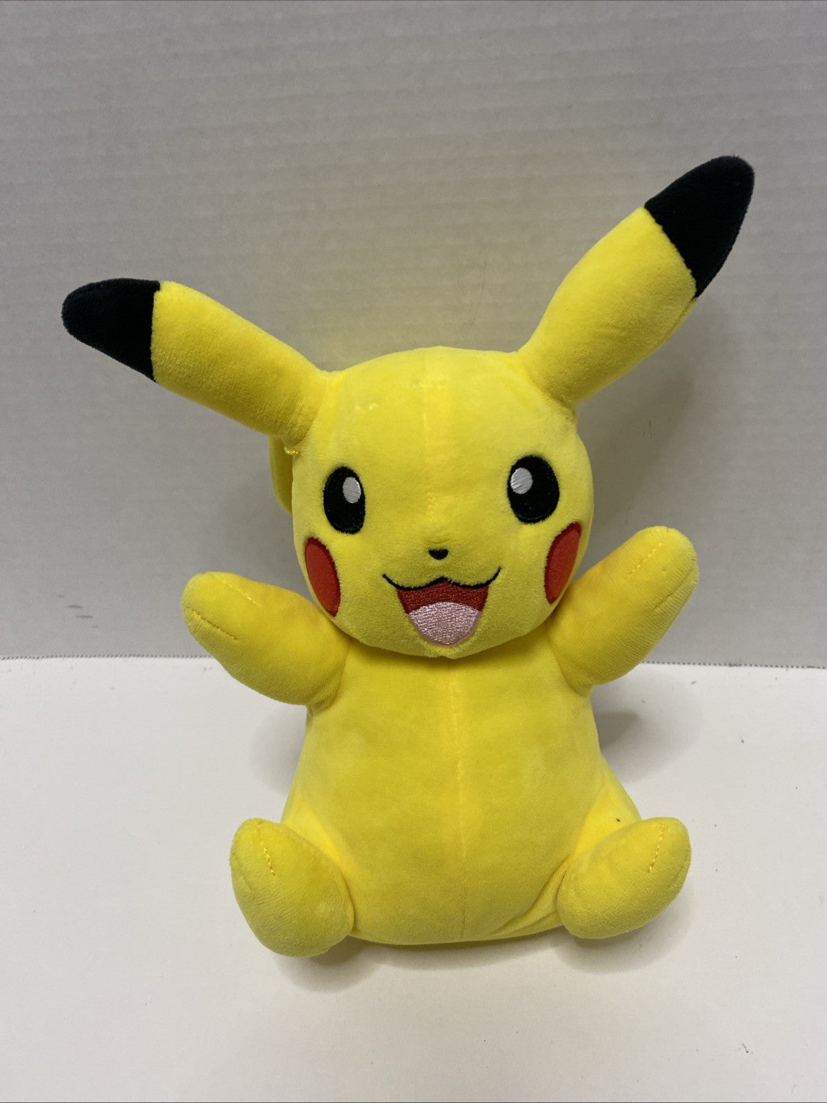 Pokemon Pikachu Plush 8" TOMY Pokémon Wave Yellow Plush Toy