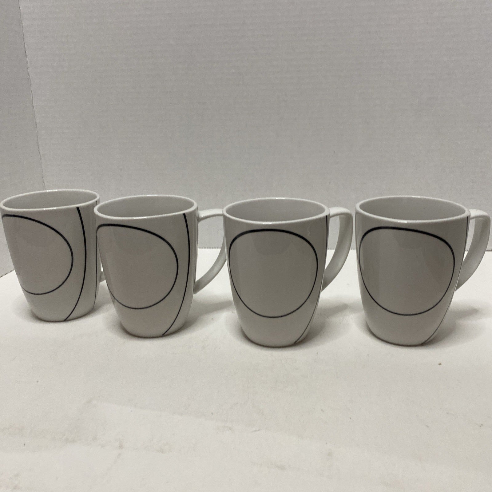 Corelle Coordinates Set of 4 Porcelain SIMPLE LINES Black & White Coffee Mugs