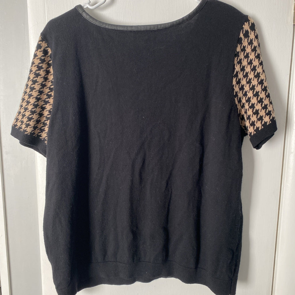 Worthington  Size XL Beige Black Cotton Women Top Blouse Zigzag Stylish Design