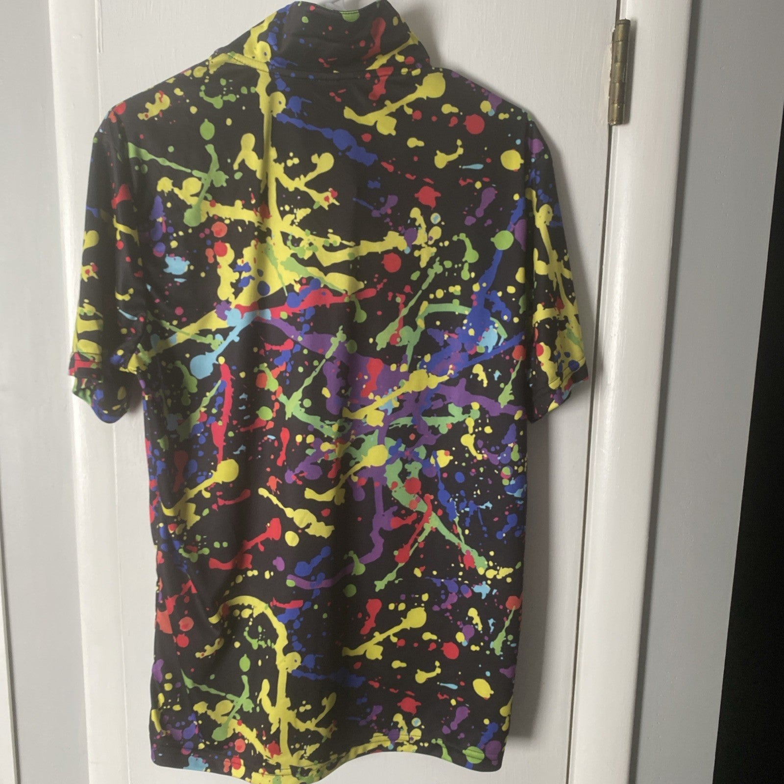 Glow-in-the-dark men’s splatter print polo  shirt size medium short sleeve