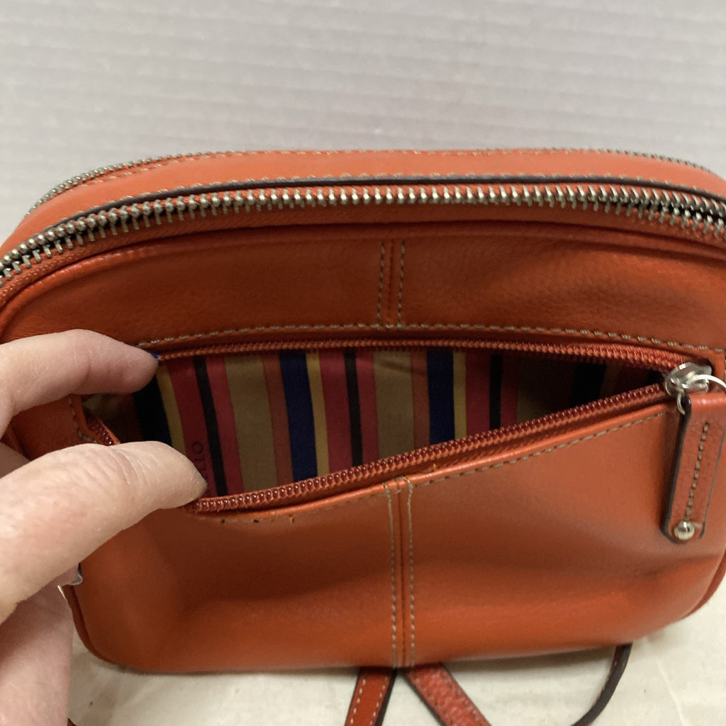 Tignanello Crossbody/Shoulder Women’s Bag/Pebbled Leather Bag Preowned