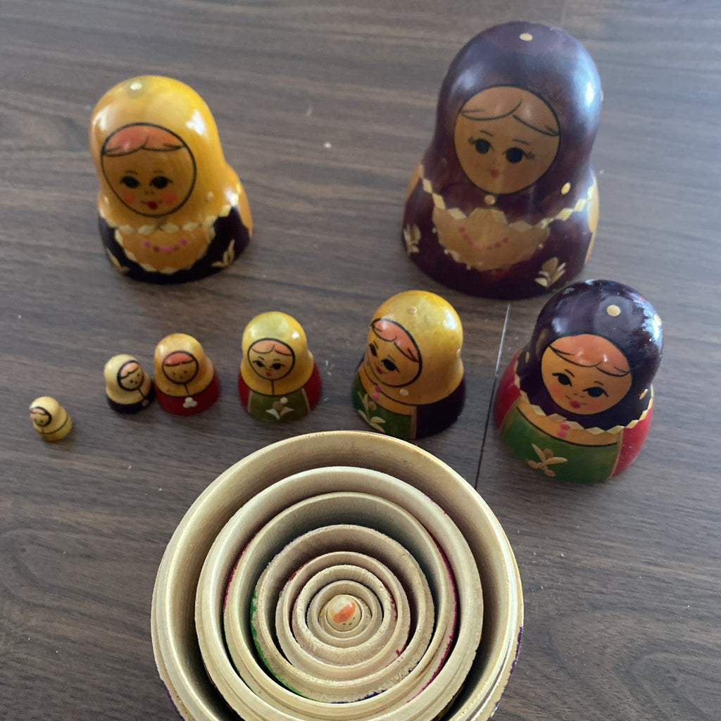 Antique Vintage Russian Nesting Dolls Set Of 9