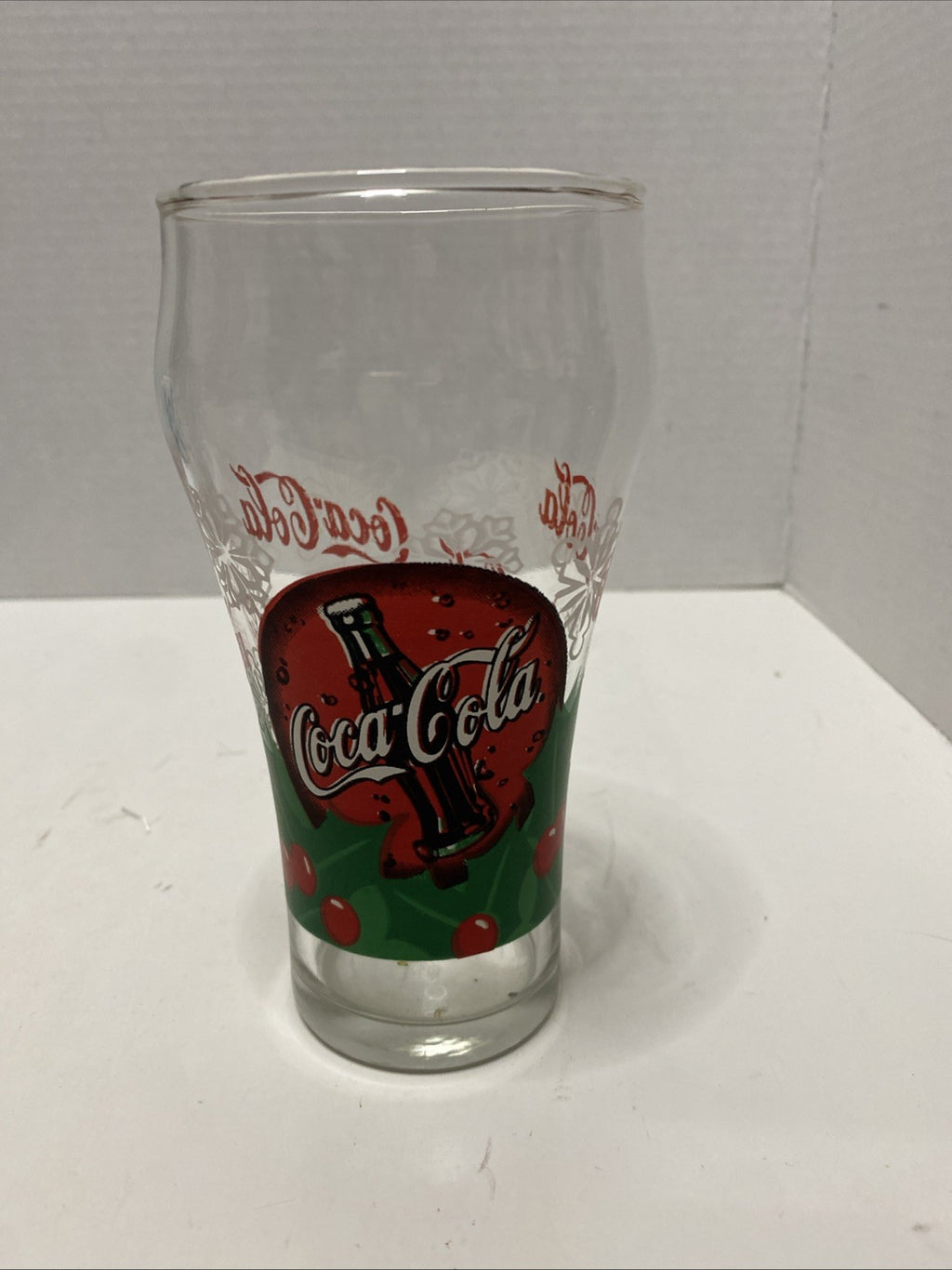 Coca-Cola 2001 Christmas Holiday "Holly" Bell Shaped 6" Coke Drink Glass