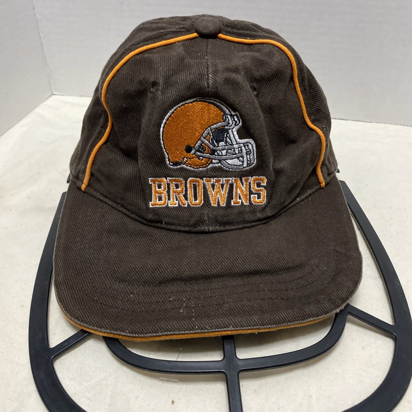 Cleveland Browns NFL Season Ticket Holder Hat, Authentic 2010 Adjustable Cap