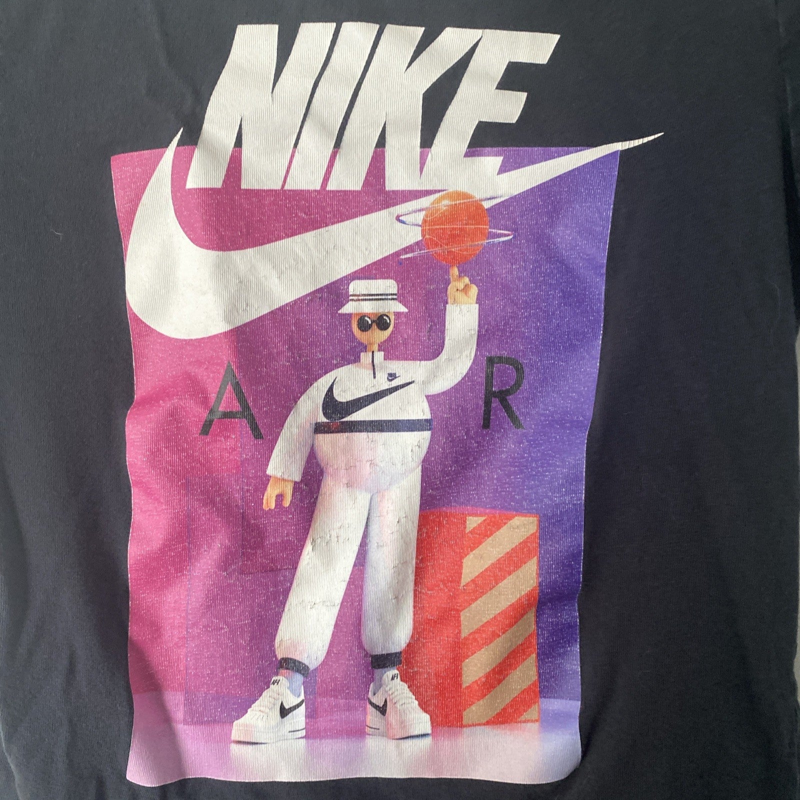 Nike Air Graphic Tee Size S. Black Shorter Sleeve  F-005