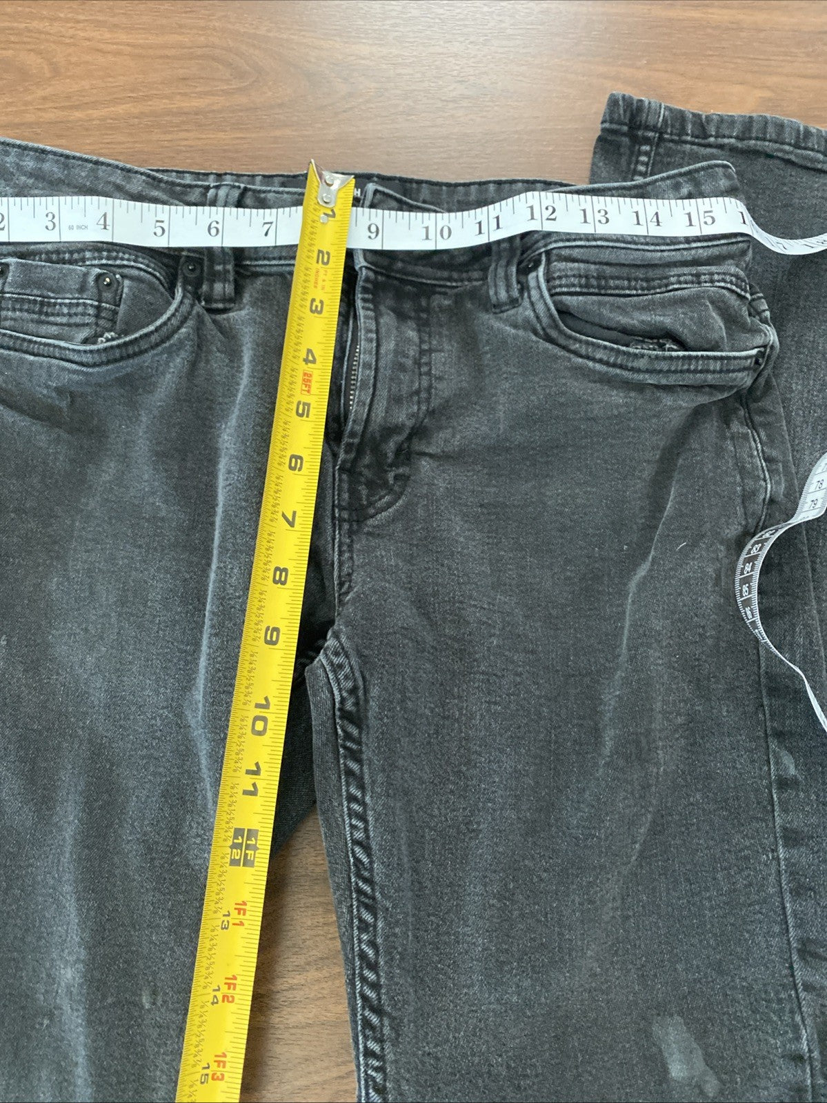 Kenneth Cole Men’s Size 32 X 30 Black Denim Slim Fit Jeans READ
