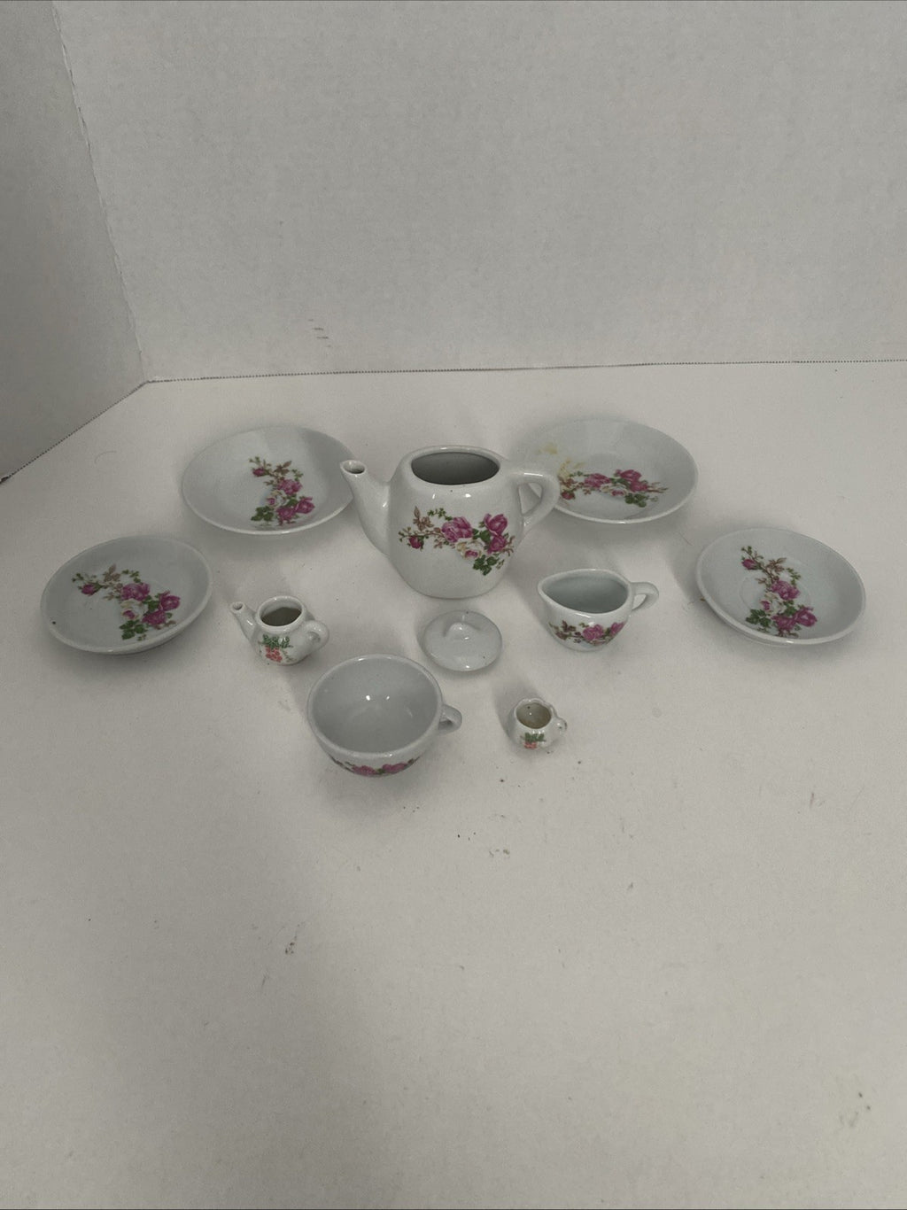 Vintage DOLLHOUSE MINIATURE Floral China Tea Set Mixed Lot