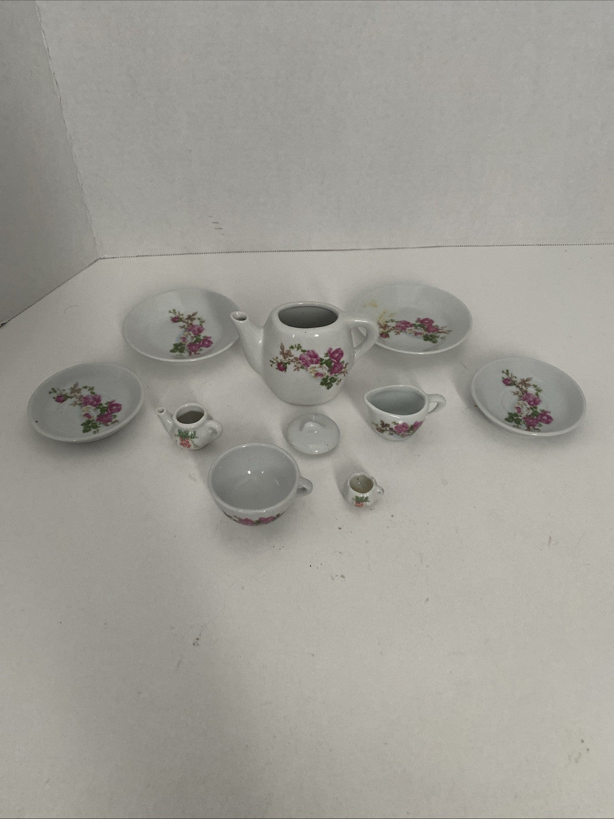 Vintage DOLLHOUSE MINIATURE Floral China Tea Set Mixed Lot