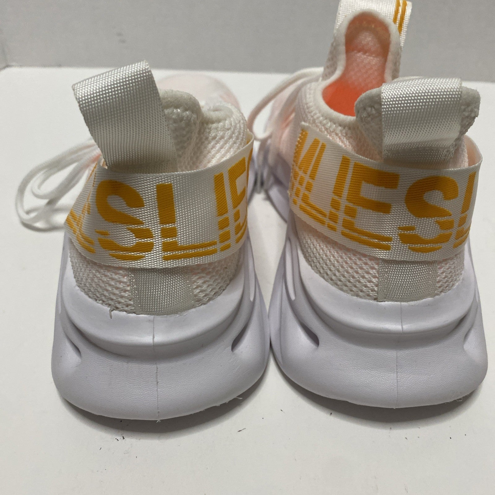 Womens Sports  Shoes Sz 8 Casual Sneakers Athletic Tennis Walking Gym White/oran