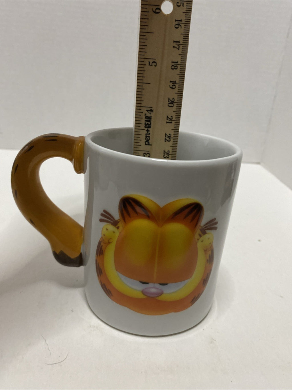 GARFIELD The Cat Coffee, Tea, Hot Chocolate Mug By Paws 3D Tail Handle