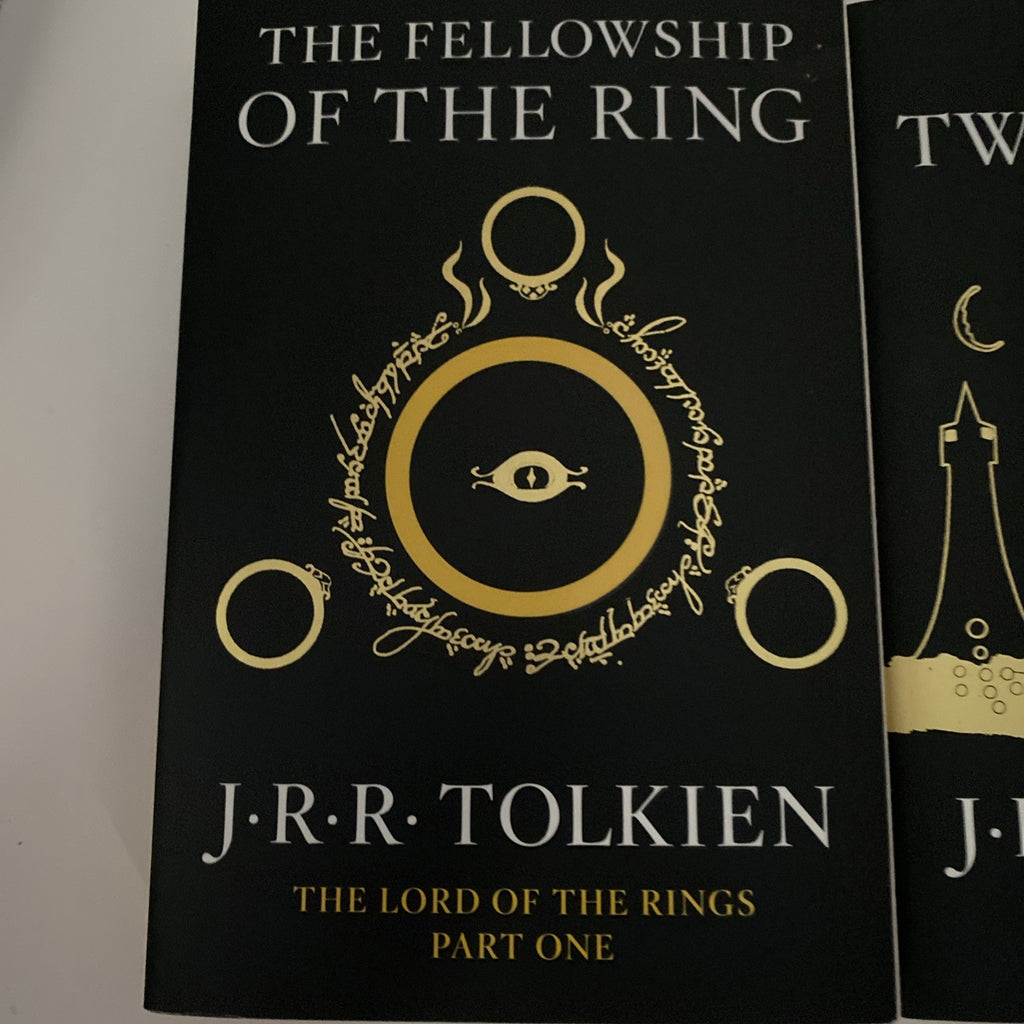 J. R. R. TOLKIEN LORD OF THE RINGS Fellowship Two Towers Return of the King (3)