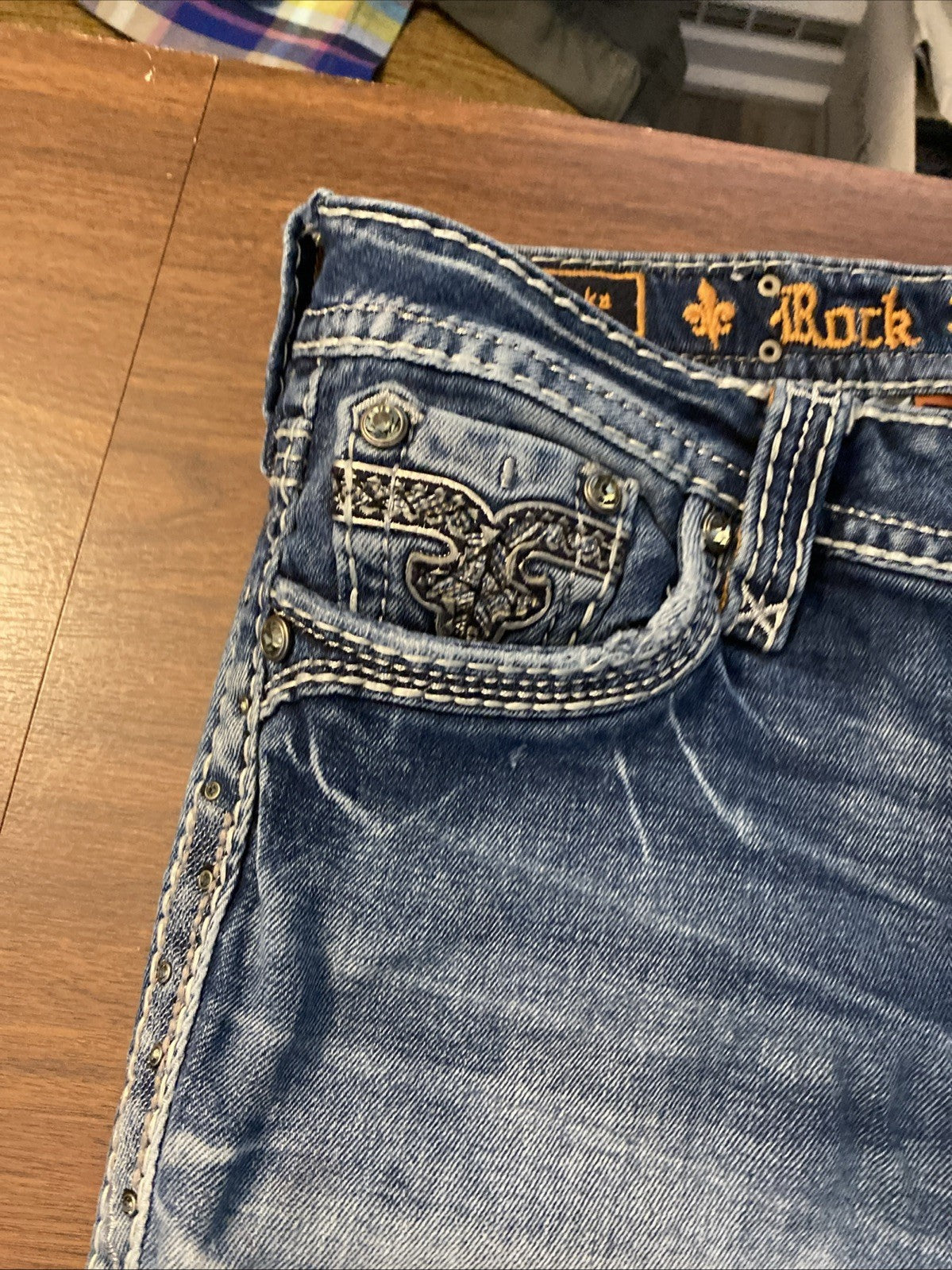 rock revival jeans womens 28x32 bootcut Mid-rise Yanka