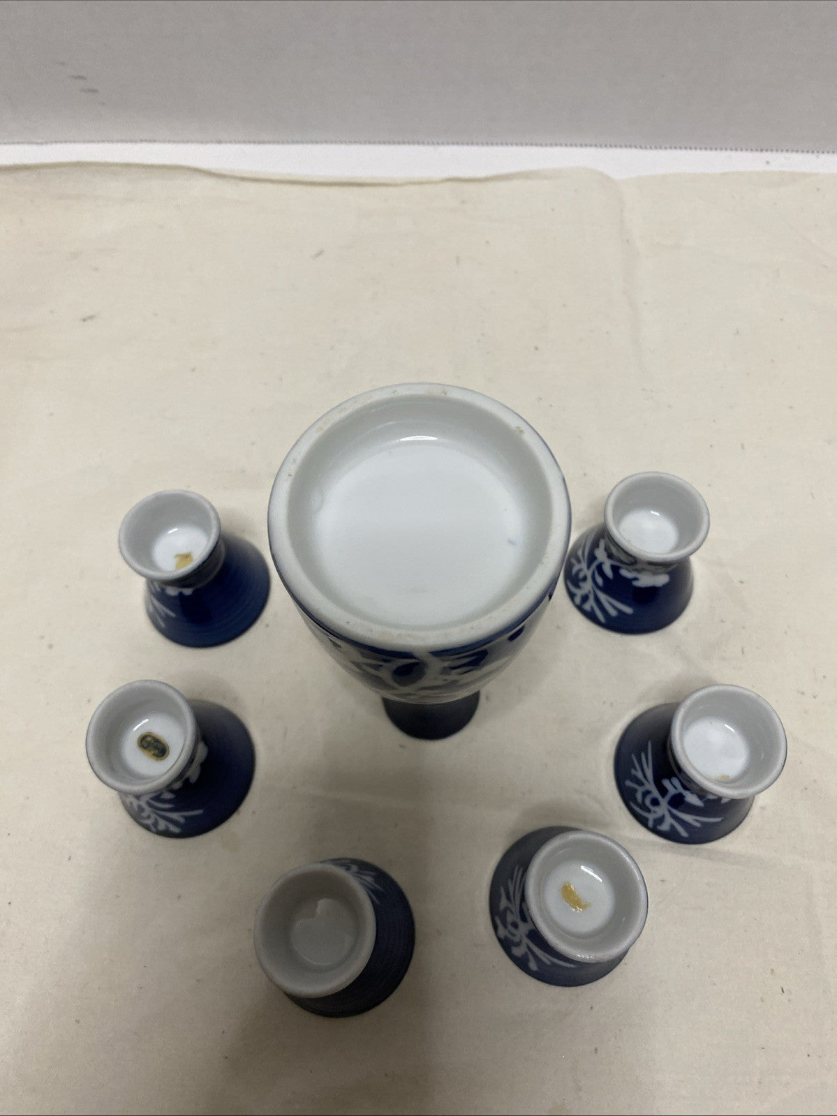 Japanese Blue & White Ceramic Saki Pitcher & 6 Saki Cups Set