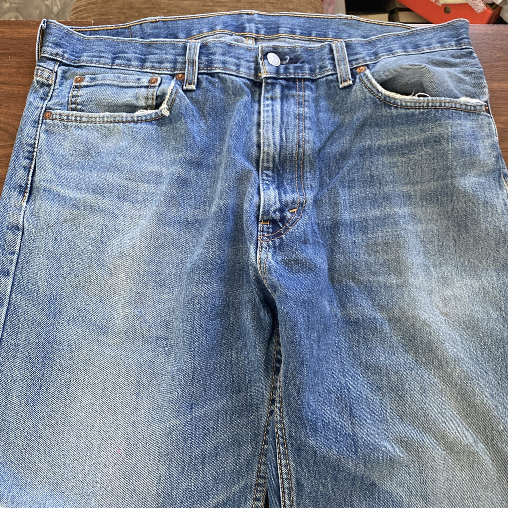 Levi’s 505 Vintage Mens Straight Leg Blue Jeans • Size 38 x 32 Free Shipping
