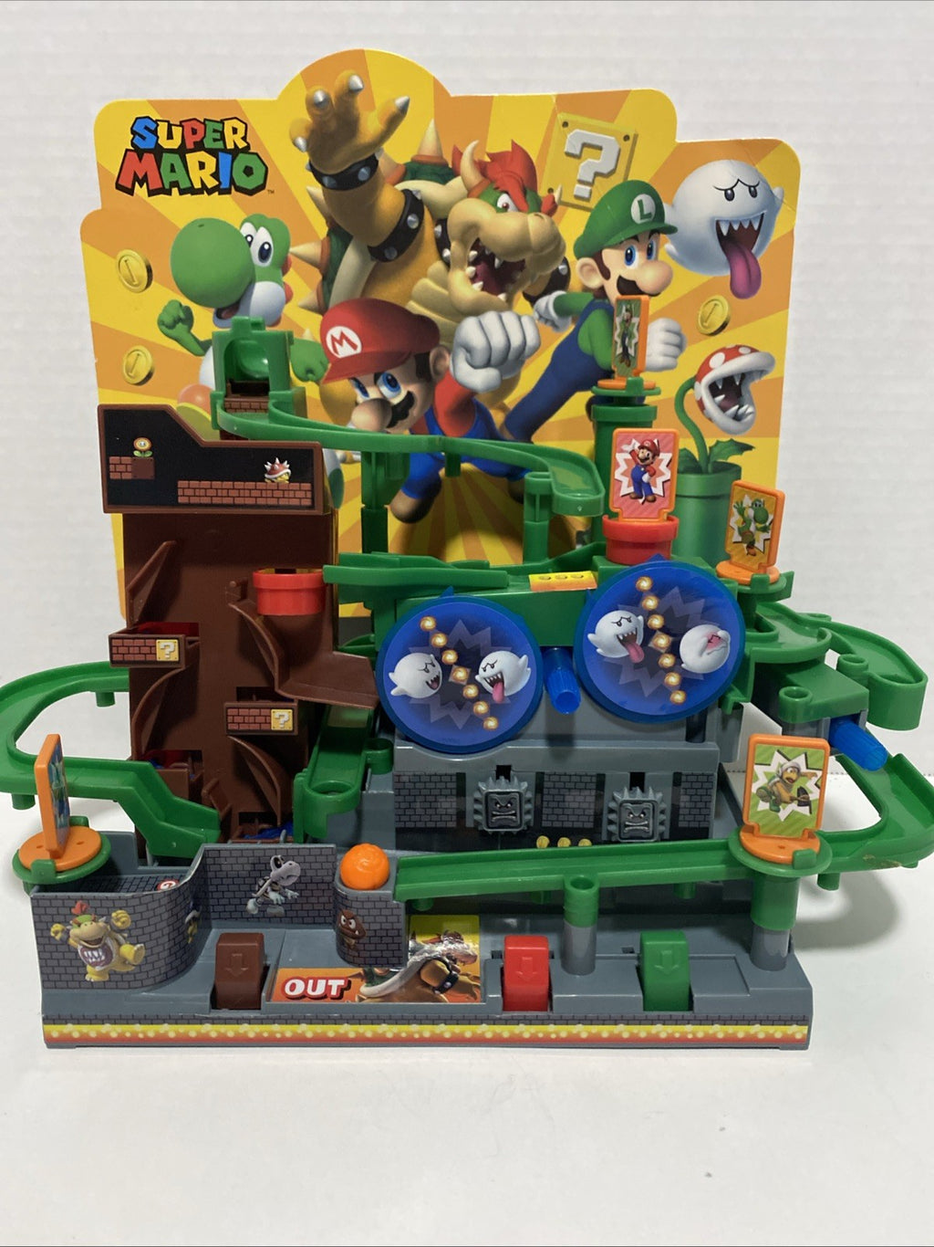 Super Mario Adventure Game Deluxe Bowser Castle and 7 Traps Complete