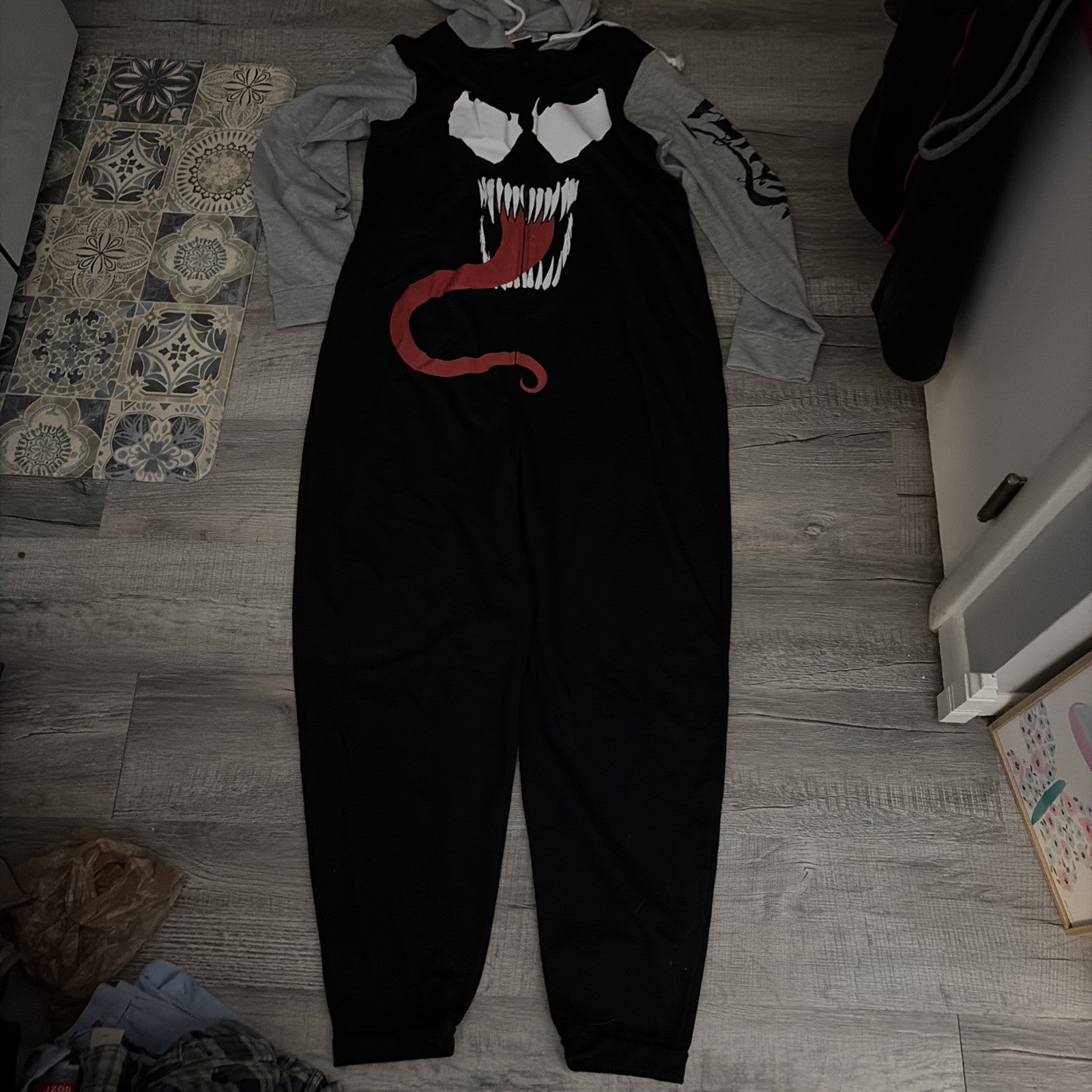 Marvel Adult Large Venom Hoodie Pajama 