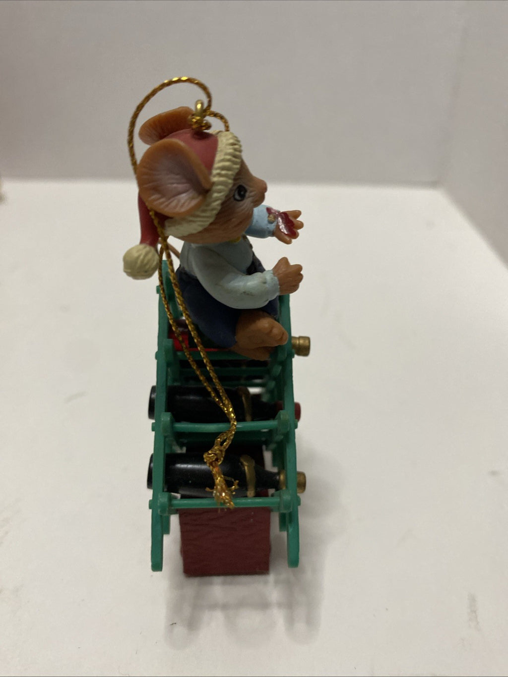 Christmas Traditions Matrix Christmas tree ornament wine rack mouse 1995
