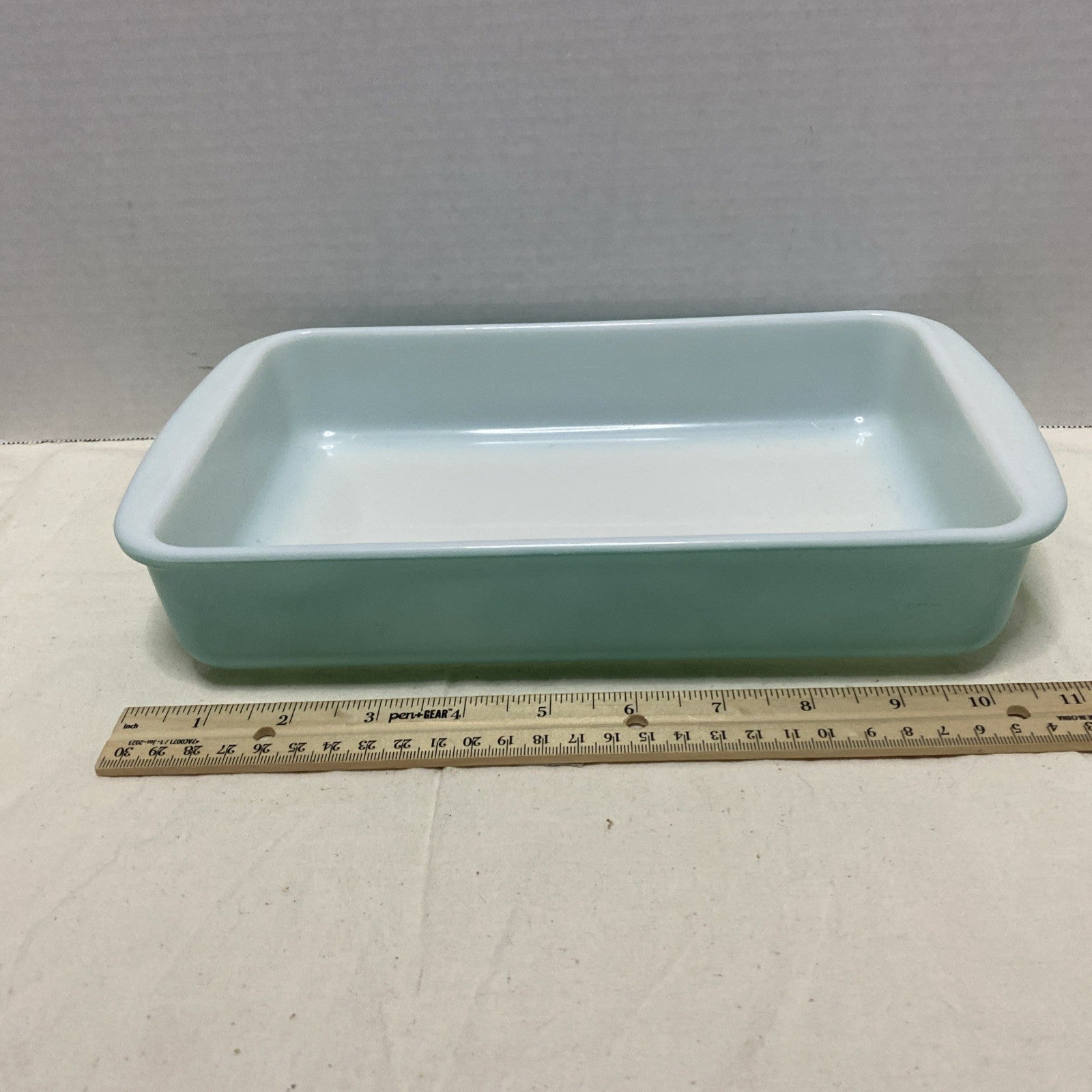 Vintage PYREX Blue Oven 1 1/2 Quart
