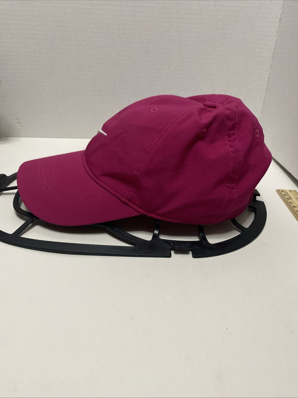 Nike Golf RZN Vapor Ball Cap Hat Pink White Swoosh Flexfit One Size