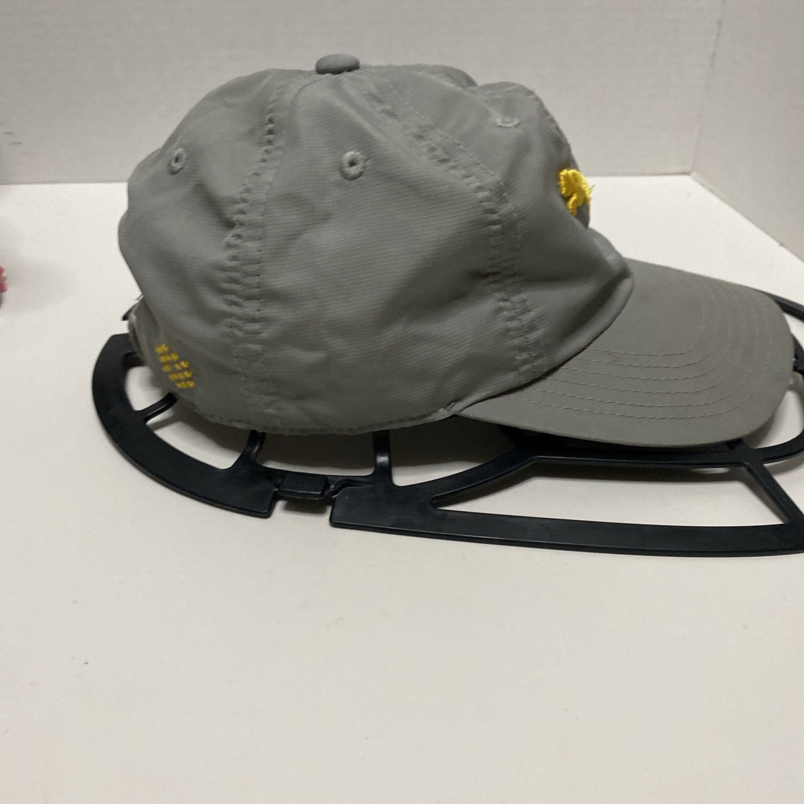Puma golf ball cap adjustable back one size gold puma