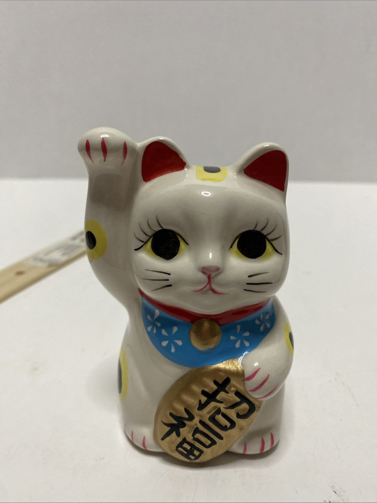 White Japanese Pottery Maneki Neko Beckoning Money Good Fortune Lucky Cat Bank