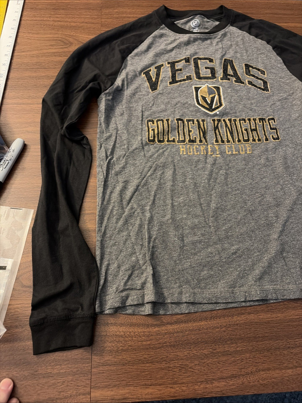 NHL Las Vegas Golden Knights Hockey Club Long Sleeve Men’s Small 34/36 Shirt