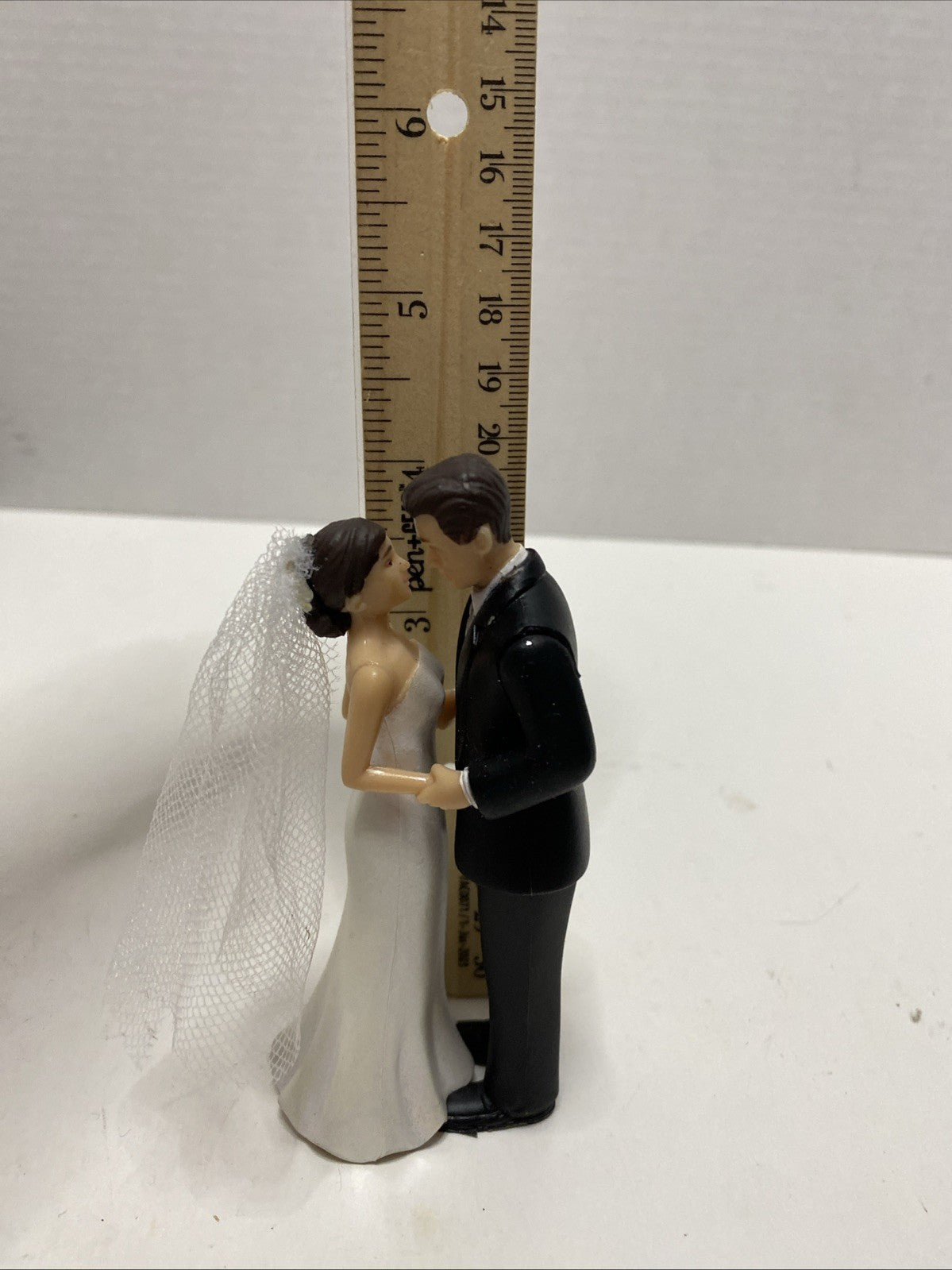 Wedding Bride and Groom Newlywed Cake Topper Love Reception