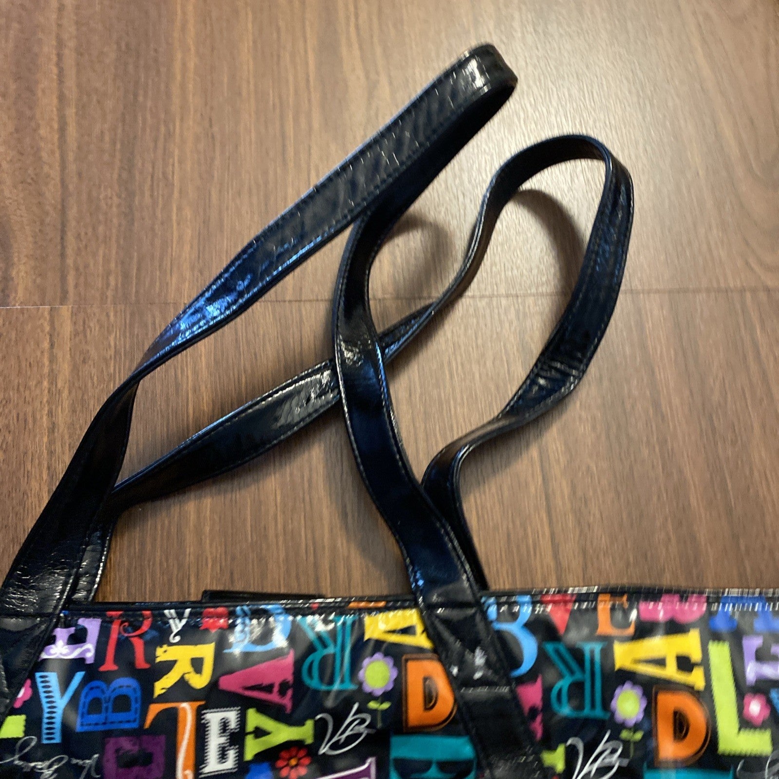 VERA BRADLEY A TO VERA SUPERSTAR TOTE -  NWT
