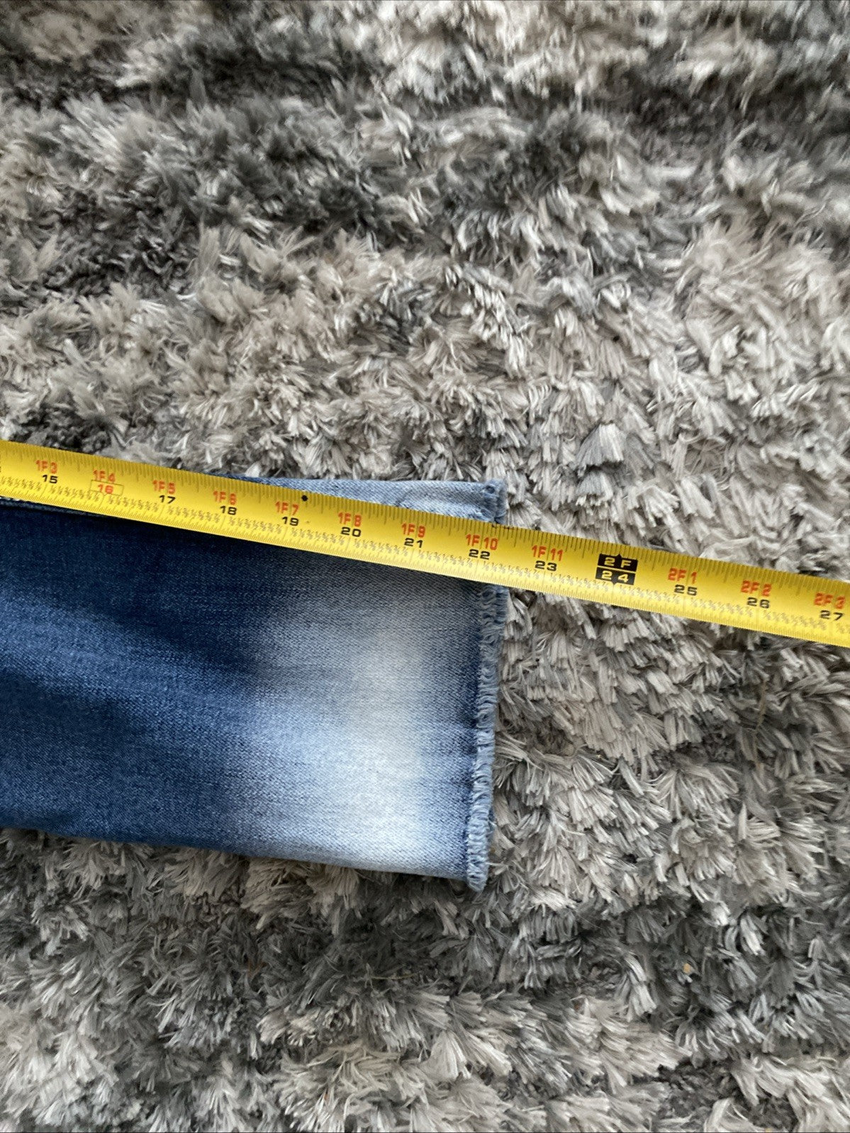 BKE Buckle  Stella Skinny Women’s Jeans Size 27L x 22 Cut Off