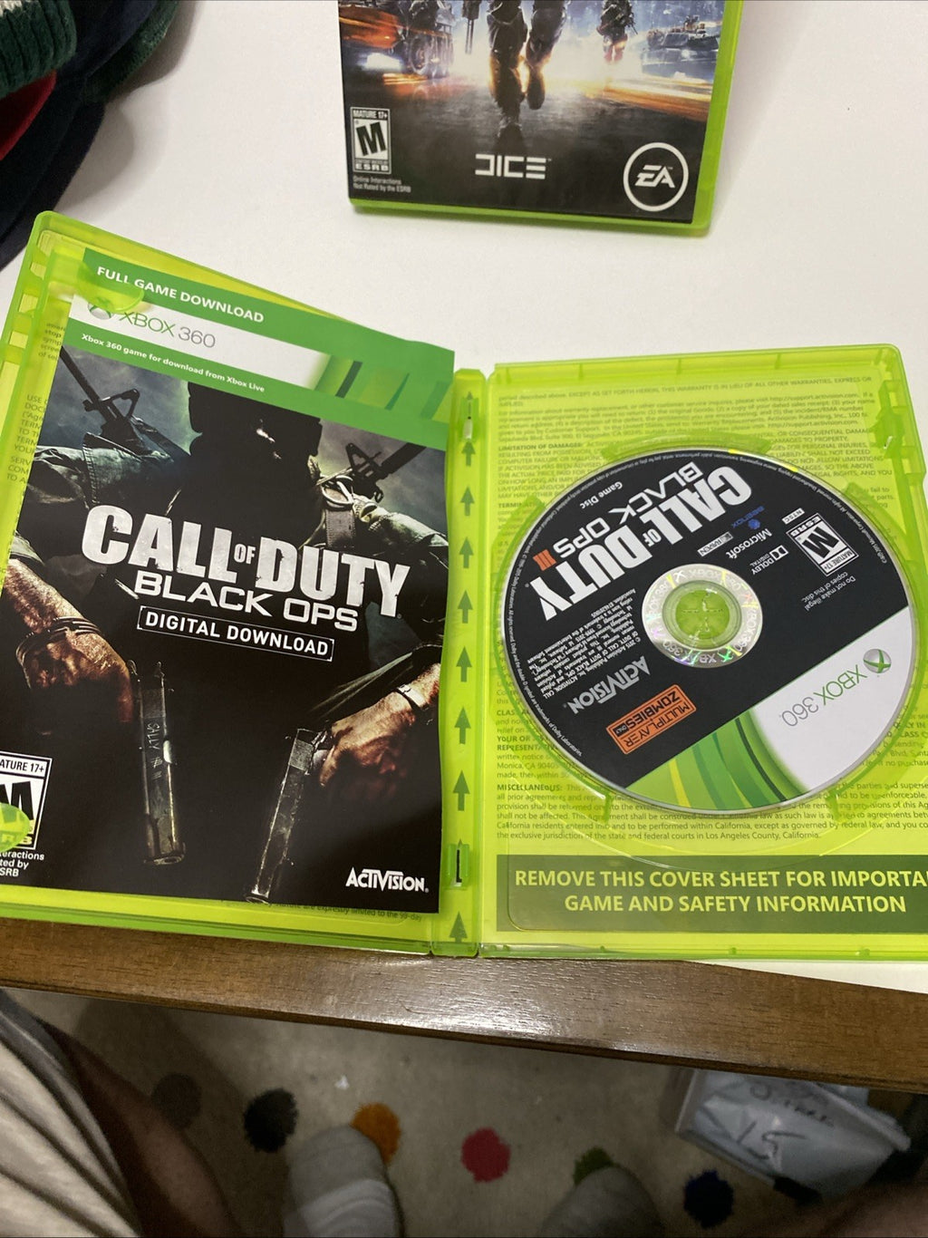 Call of Duty: Black Ops III (Microsoft Xbox 360, 2015)