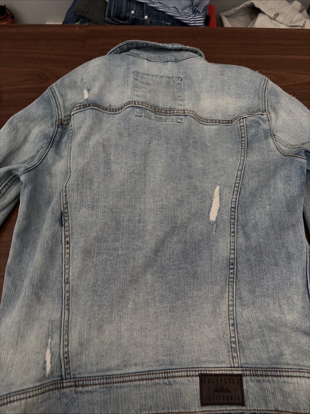 HOLLISTER Advanced Stretch Distressed Denim Jean Jacket Men S