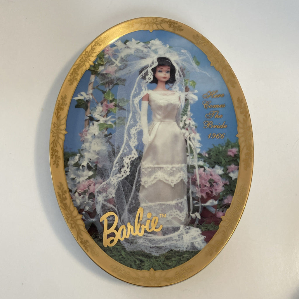 Enesco Barbie Collectors Plate Here Comes The Bride 1966 Limited Edition #11394