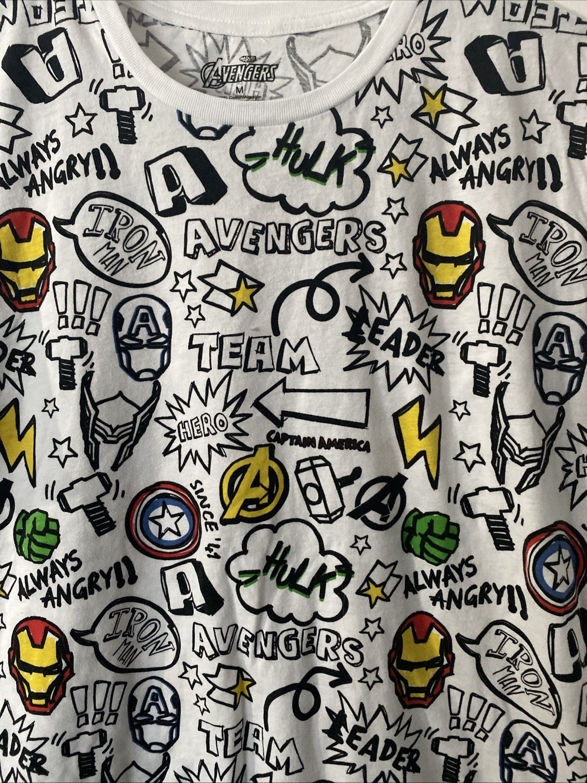 Marvel Avengers T Shirt Size Medium