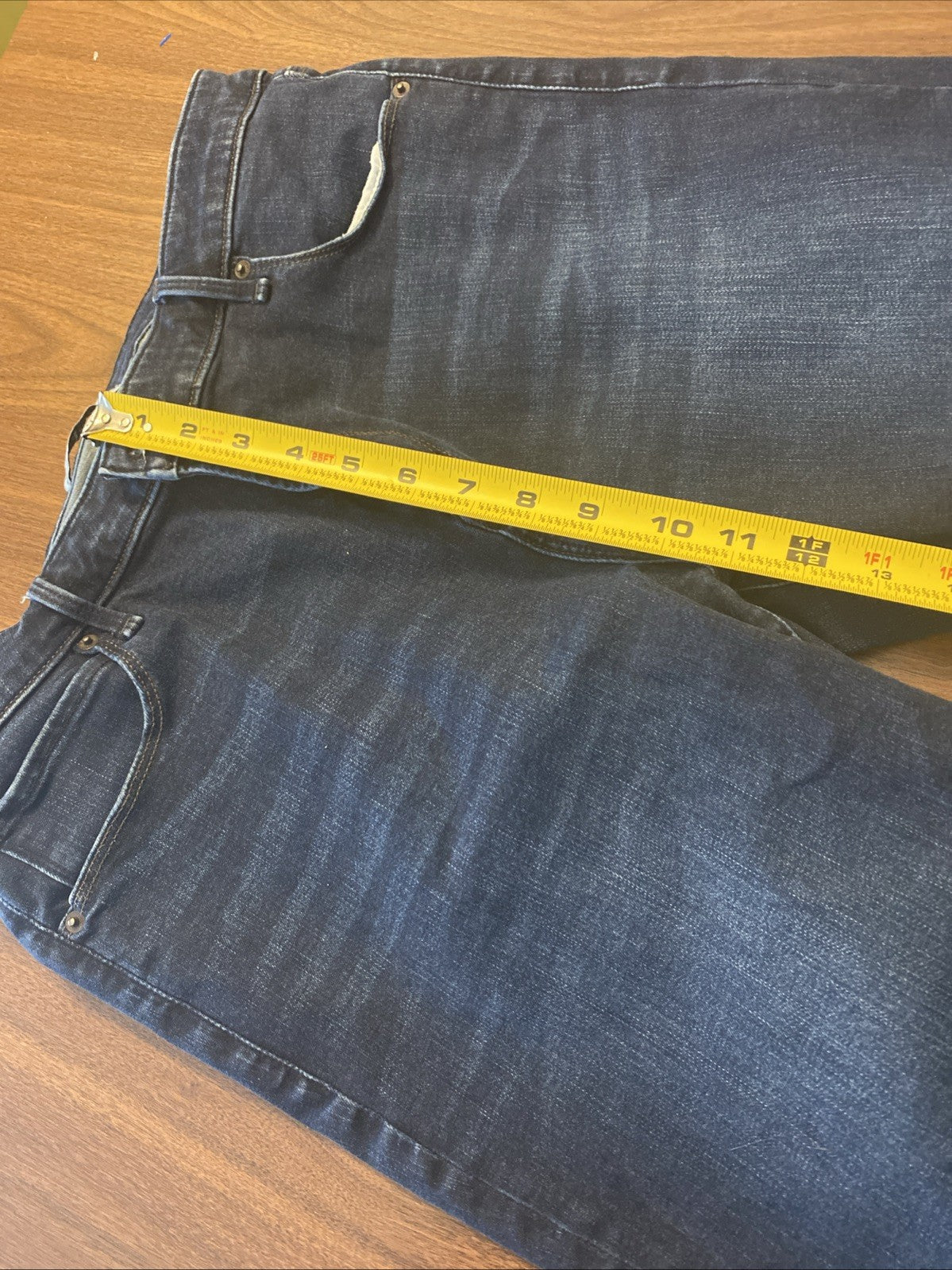 Abercrombie and Fitch women’s curb love 33 16 R jeans super skinny high-rise