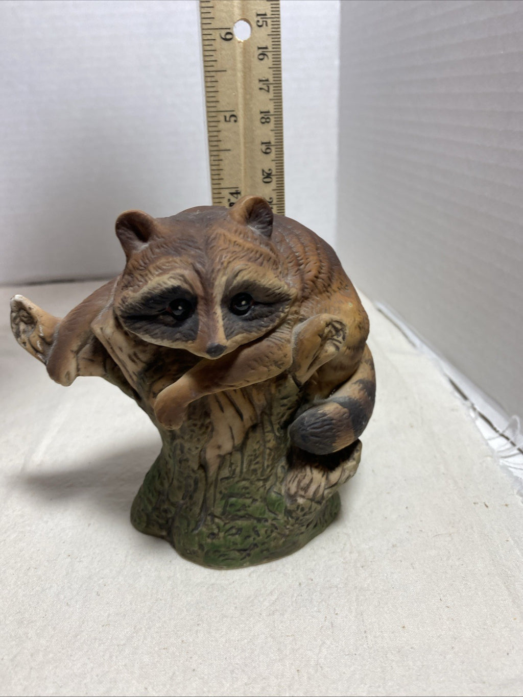 Raccoon on Tree Stump Enesco  Ceramic Bisque Figurine  5 in E9025