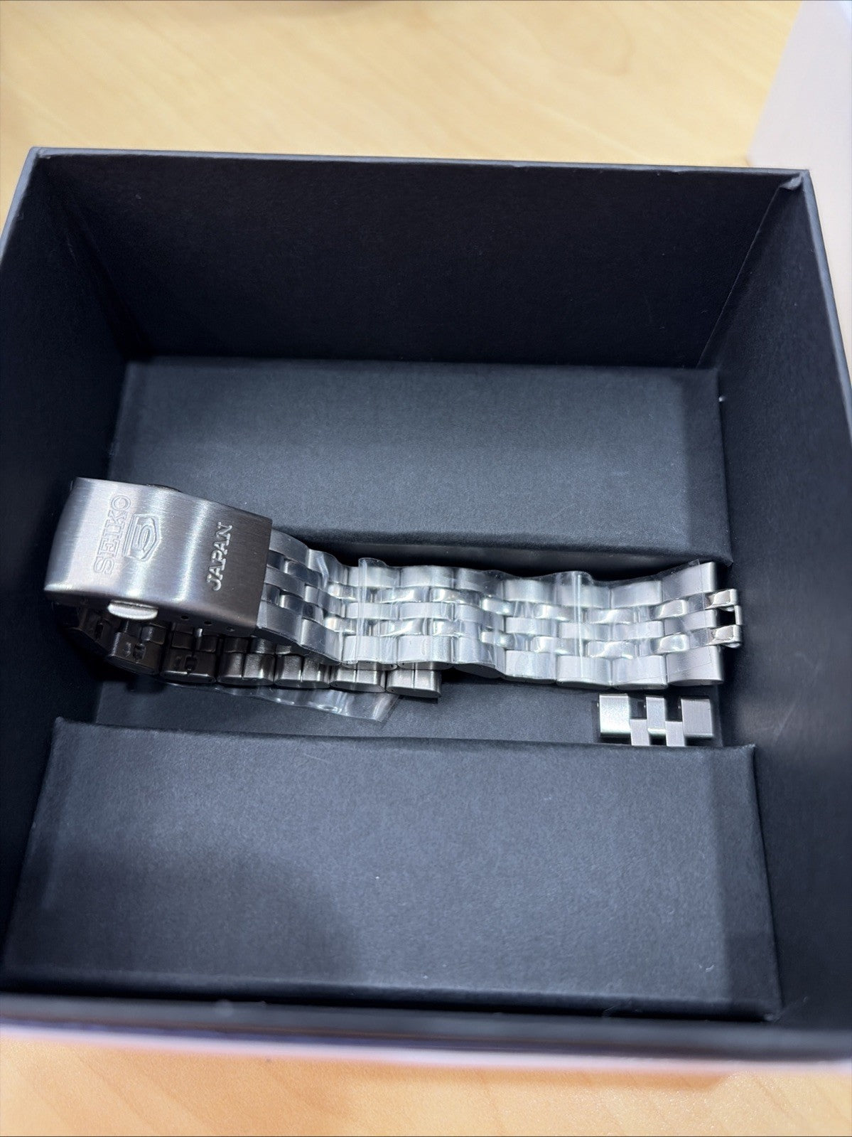 SEIKO 5 SNKL23 SNKL23J1 21 Jewels Automatic Japan Made 30m Stainless Steel