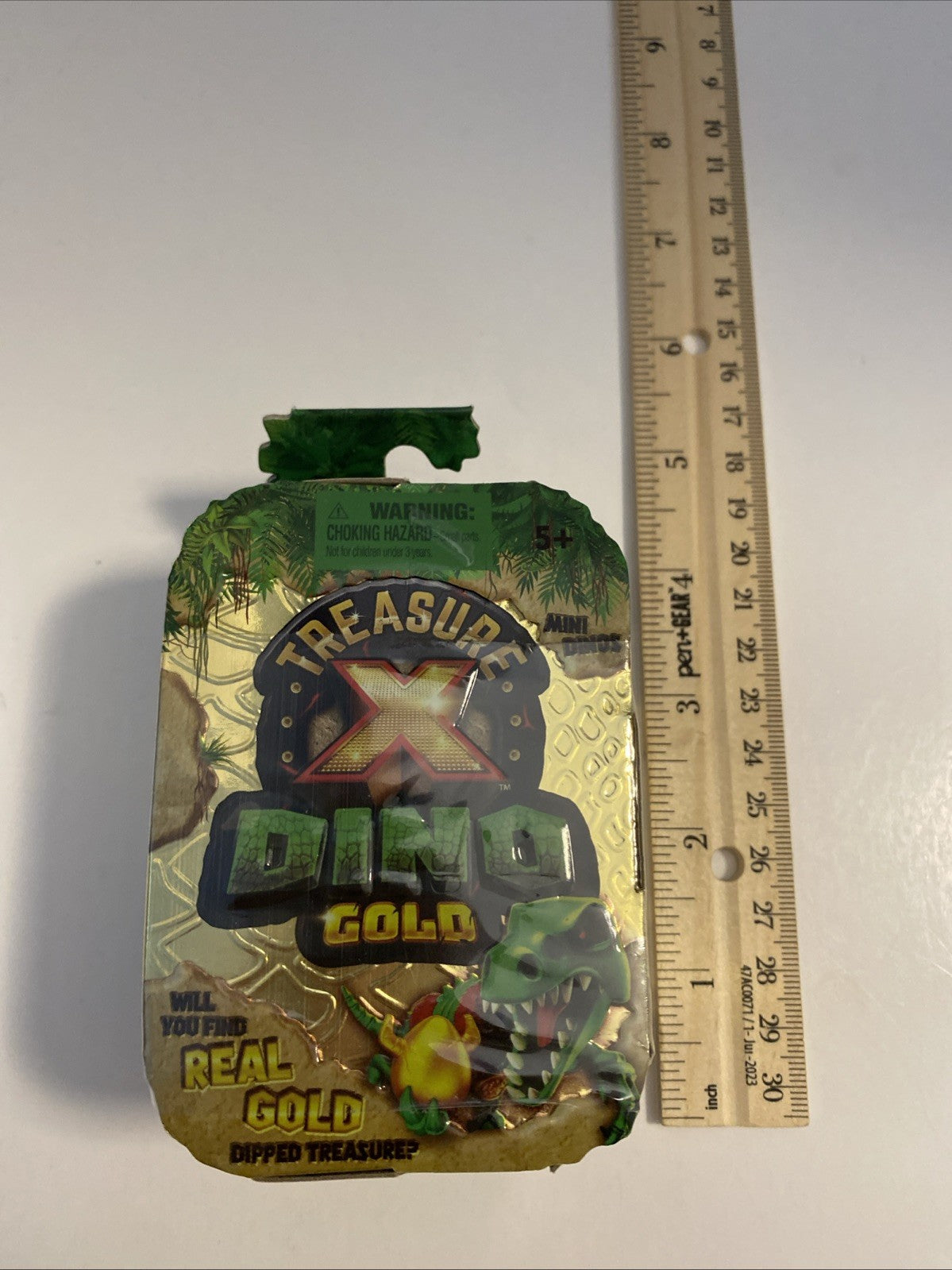 Treasure X DINO GOLD Series 1 Mini Dinos Collectible Mystery Pack