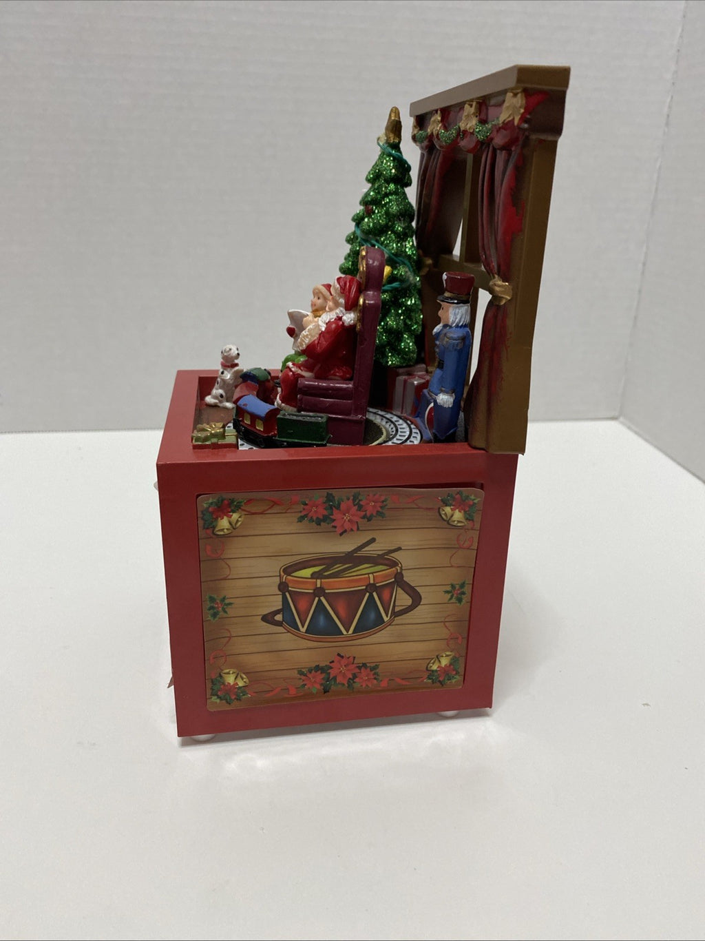 Natures Mark Merry Christmas Music Box Tested
