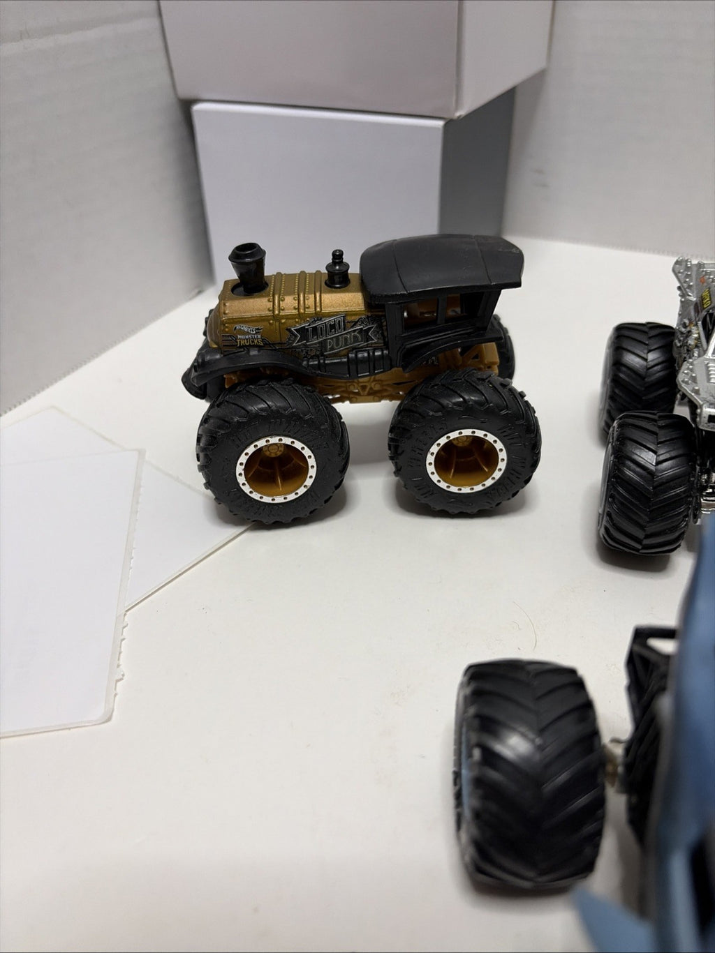 Monster Jam Lot Of 8 Diecast 1:64 Scale Monster Trucks