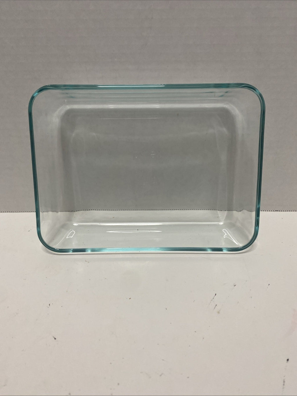 Vintage  PYREX 3 Cup Aqua Glass Baking Pan 7210 7" x5" x 1.5"  Made In USA