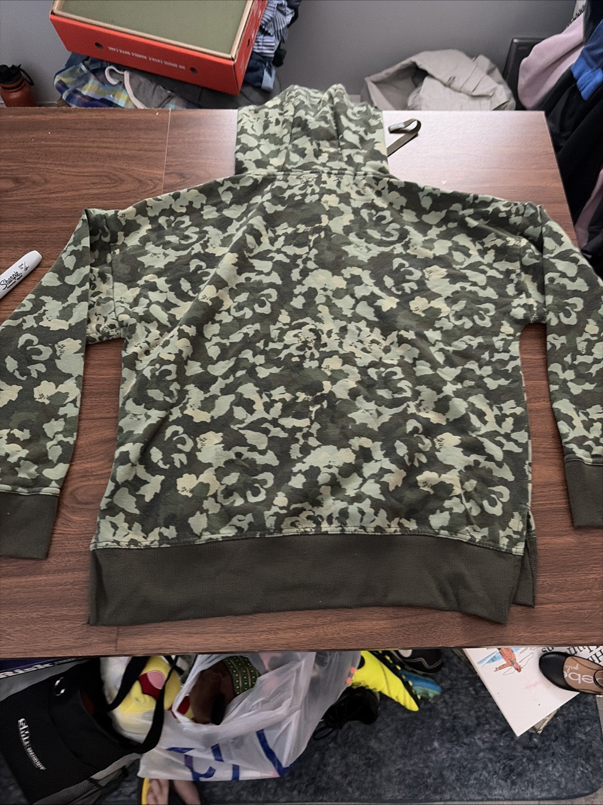 Athletic Teen Medium 8–10 Camouflage Hoodie