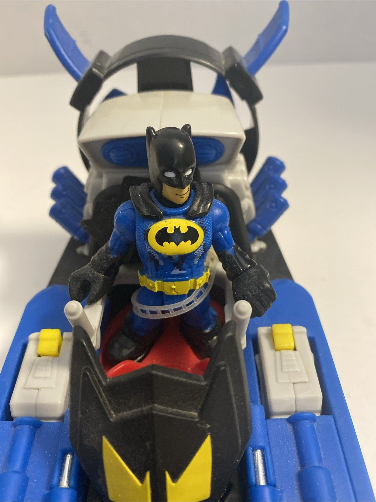 2014 Fisher Price Imaginext DC Batman Bat Boat No Missiles With Figure Airboat 